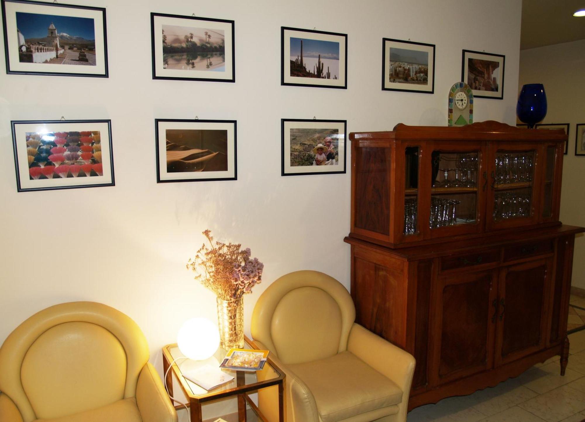 Deco Hotel بيرودجا المظهر الخارجي الصورة